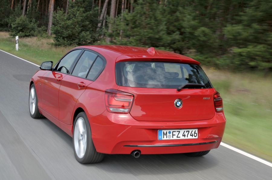  BMW 118i Sport Line 2011 года  (фото 87 из 185)